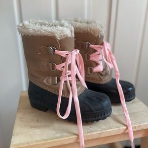 Sorel Girls Winter Boots, Size 2
